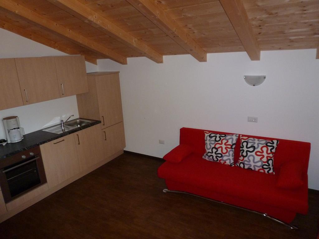 Polzhof Apartment Кастелрото Стая снимка