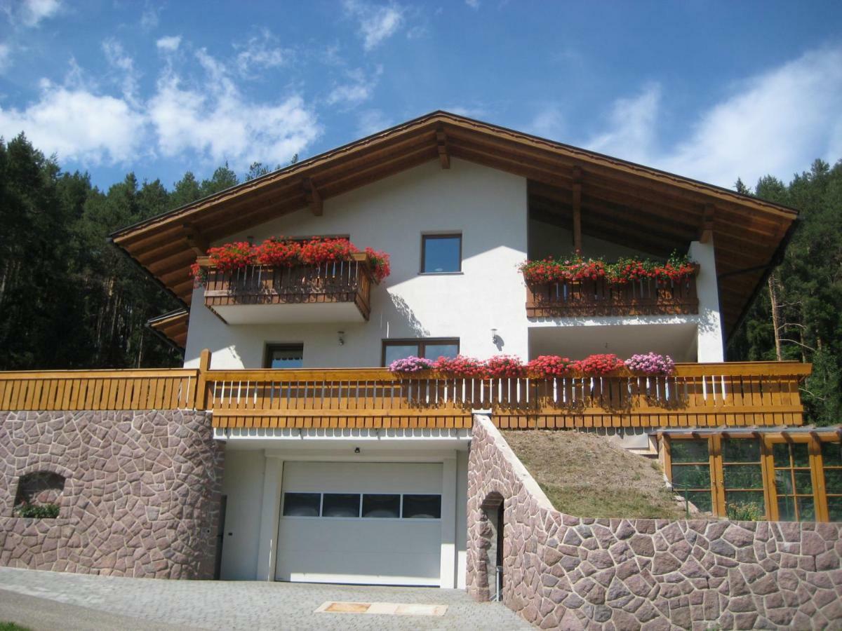 Polzhof Apartment Кастелрото Екстериор снимка